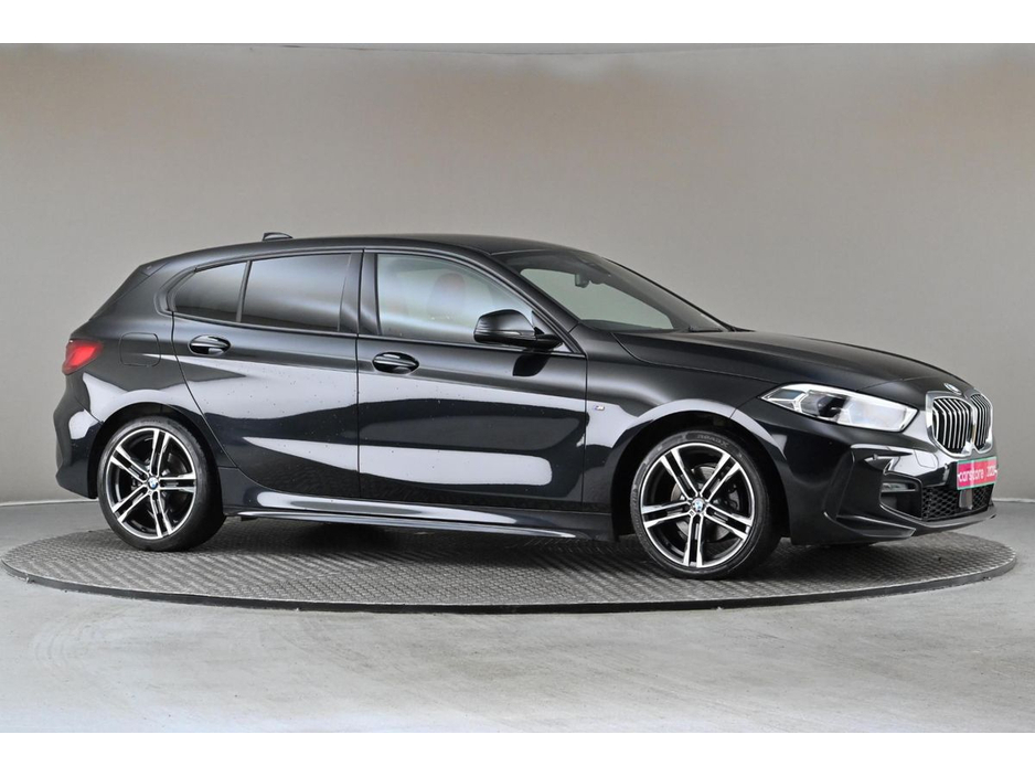 2020 BMW 1 Series - image 12