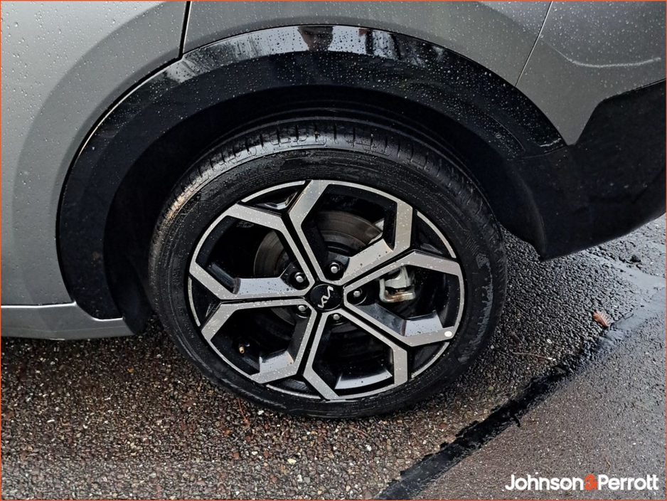 2025 Kia Niro Niro K3 HEV 3.9% APR available €35,900