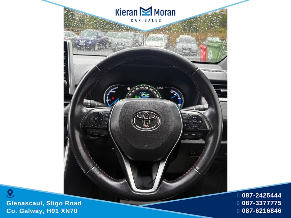 2022 Toyota Rav4 - image 10