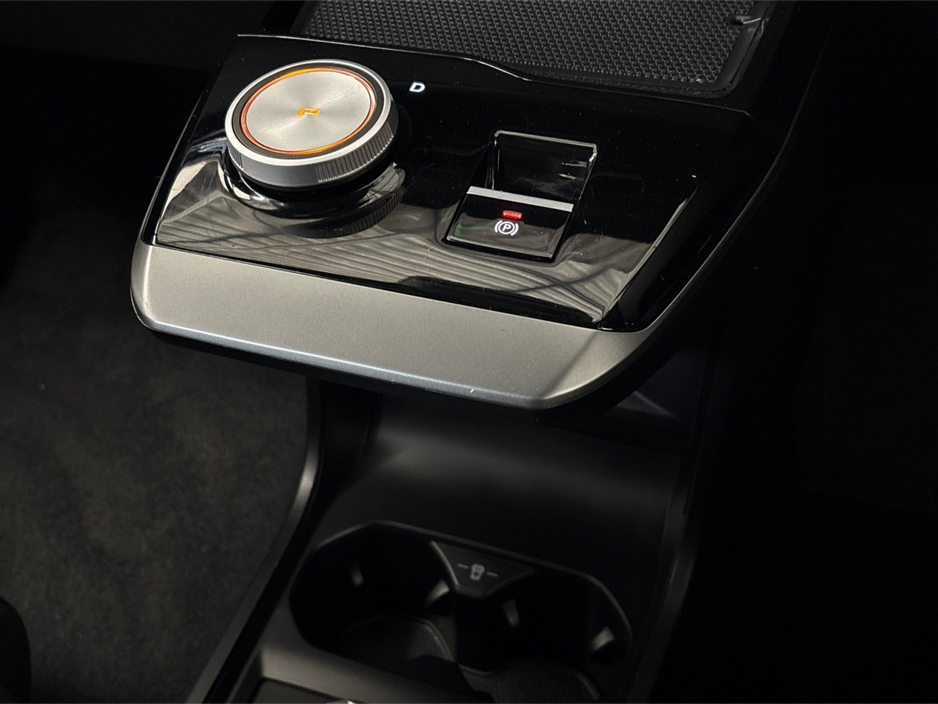 2024 MG 4 - image 16