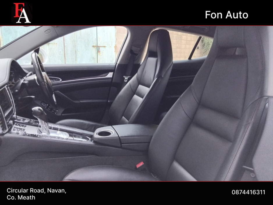 2015 Porsche Panamera - image 21