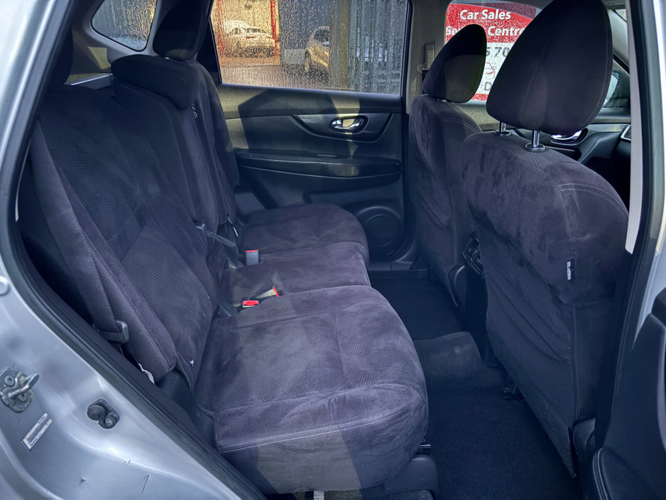 2016 Nissan X-Trail - image 10