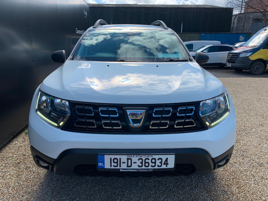 2019 Dacia Duster - image 5