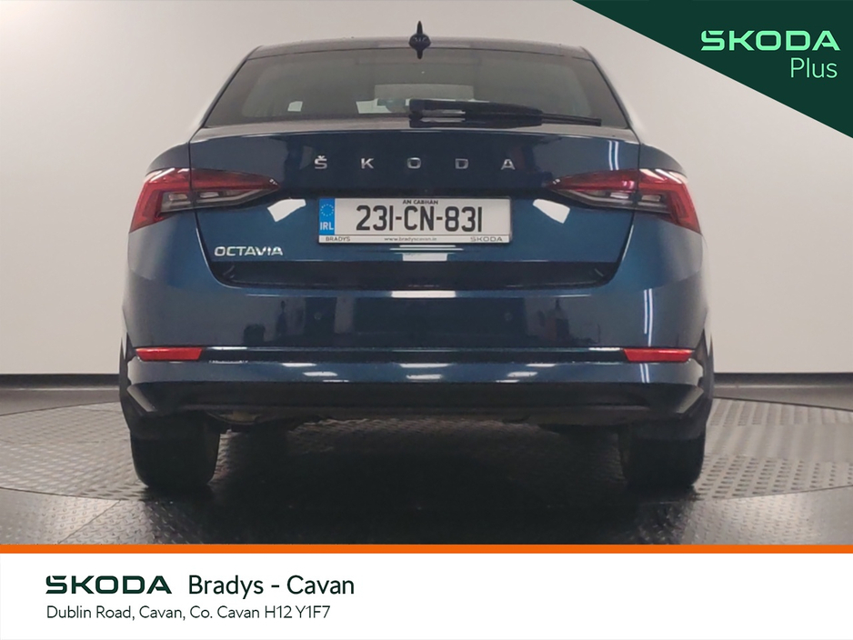 2023 Skoda Octavia - image 14