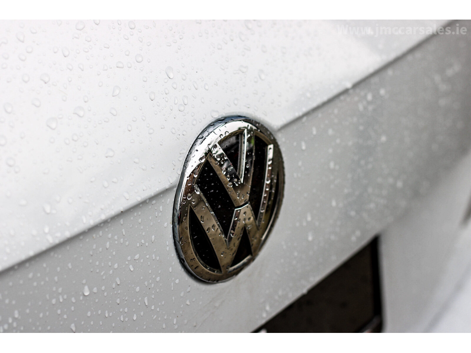 2018 Volkswagen Tiguan - image 13