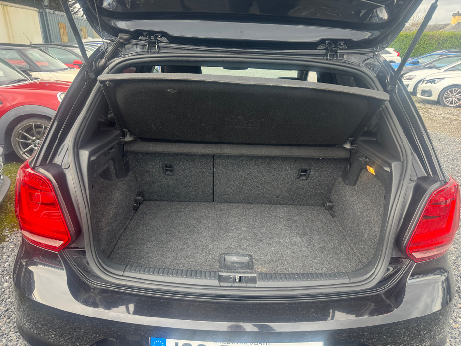 2016 Volkswagen Polo - image 10
