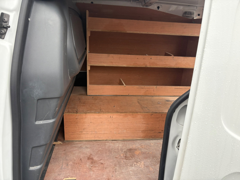 2019 Peugeot Partner  €10,995