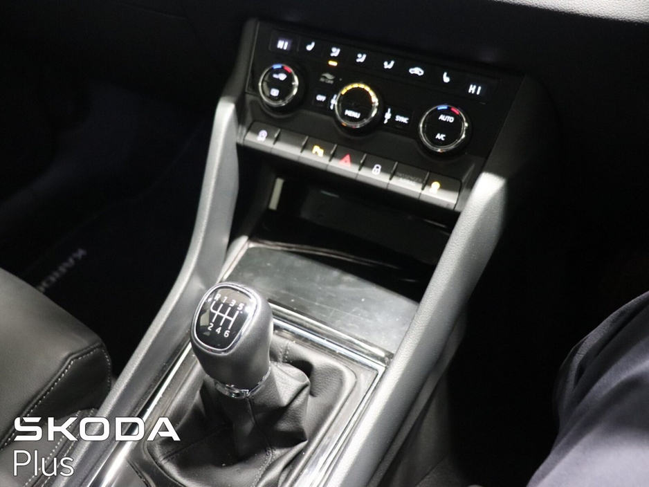 2025 Skoda Karoq SELECTION 2.0TDI 115HP €39,950