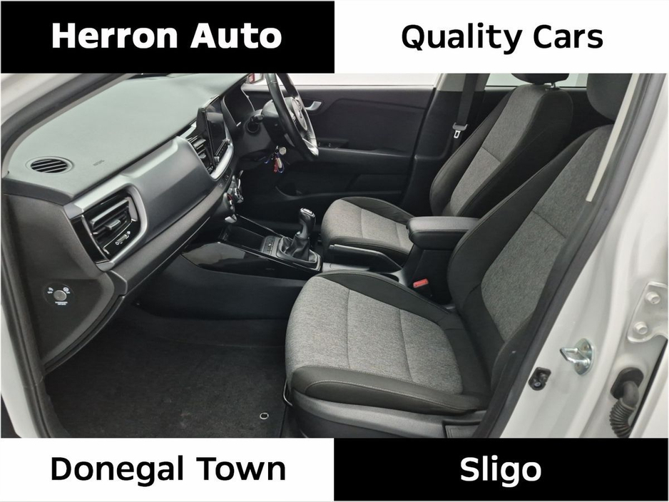 2021 Kia Stonic - image 6