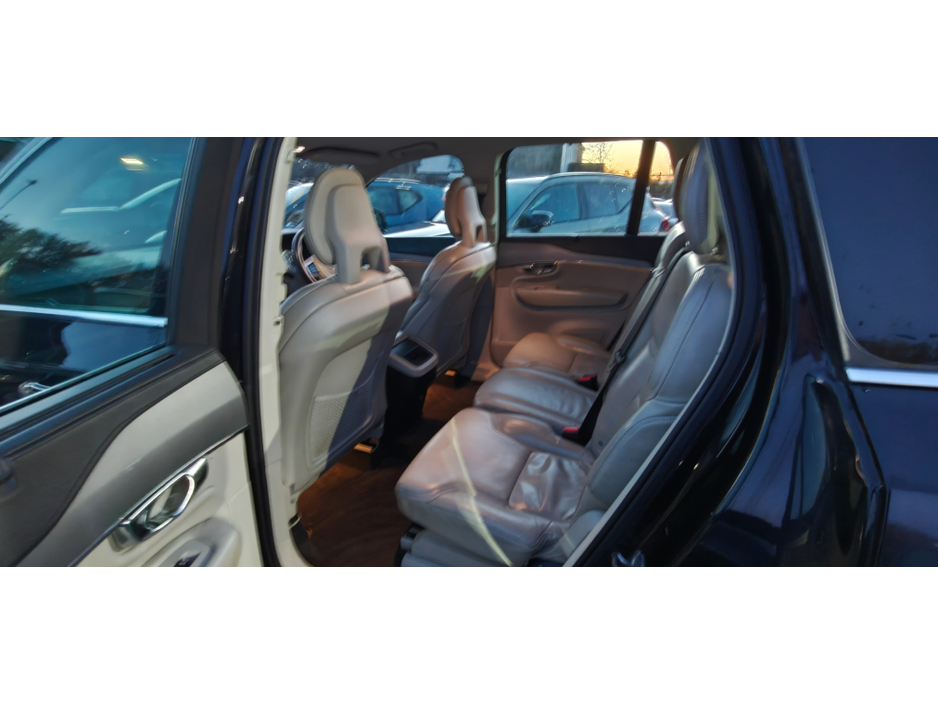 2015 Volvo XC90 2015 D5 AWD INSCRIPTION GT 5DR AUTO €22,950