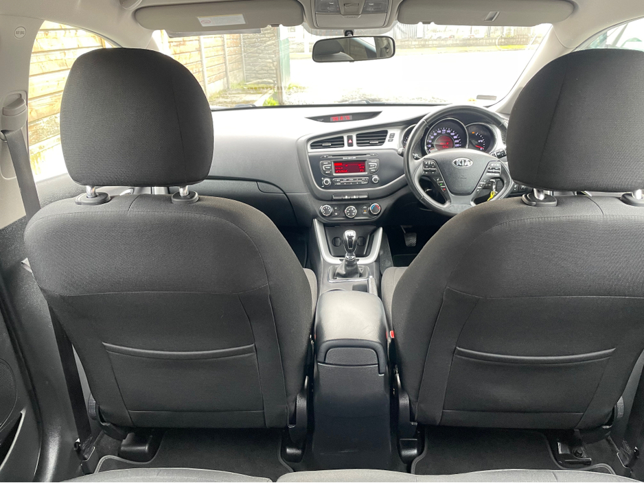 2012 Kia Ceed - image 10