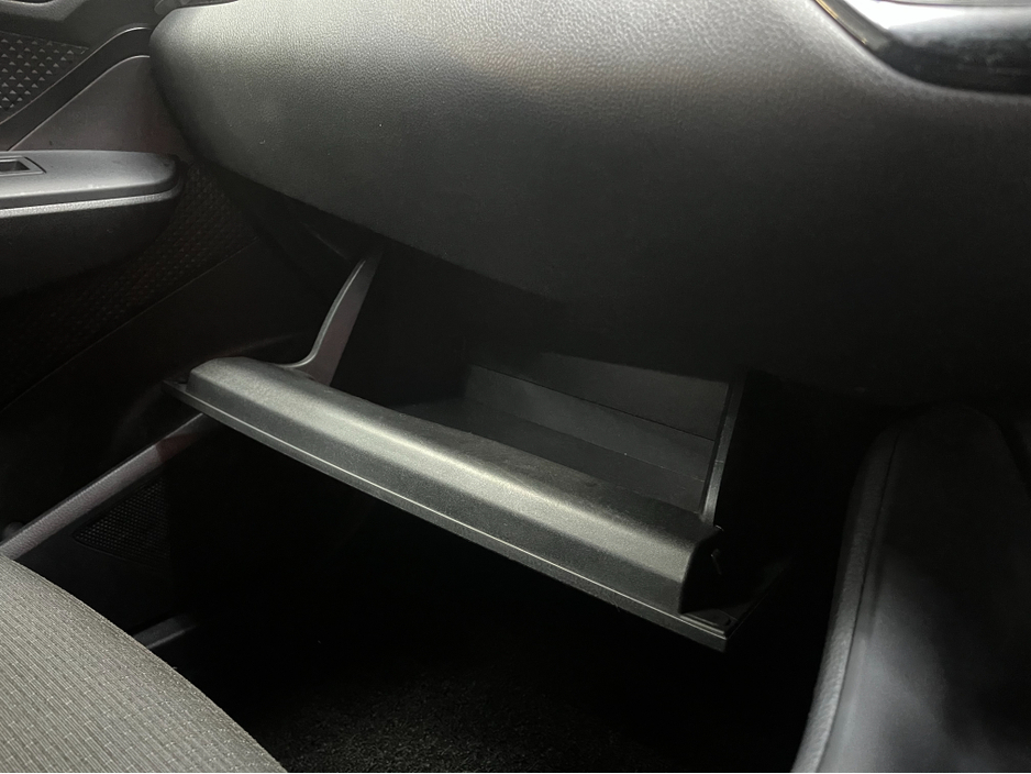 2019 Toyota C-HR €19950 2019 TOYOTA C-HR S LED PACKAGE 1.8 AUTOMATIC / CRUISE CONTROL AND MORE €19,950