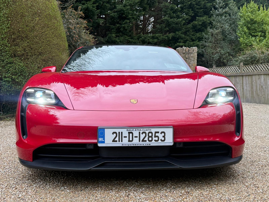 2021 Porsche Taycan - image 10