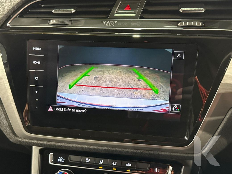 2018 Volkswagen Touran - image 25