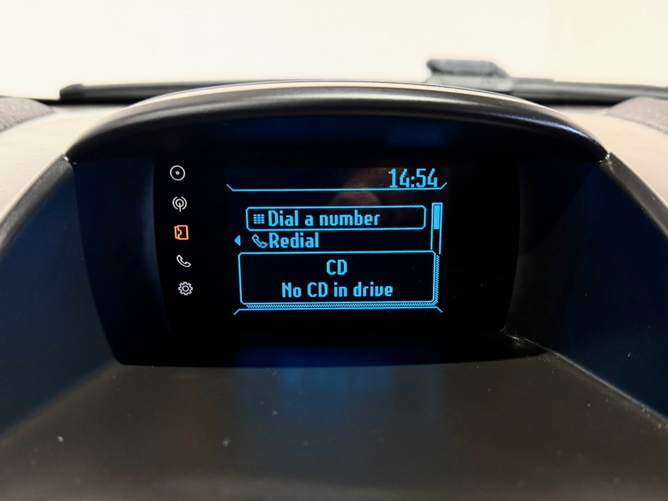 2014 Ford Fiesta ZETEC 1.25 60PS M5 4DR MCA €8,990