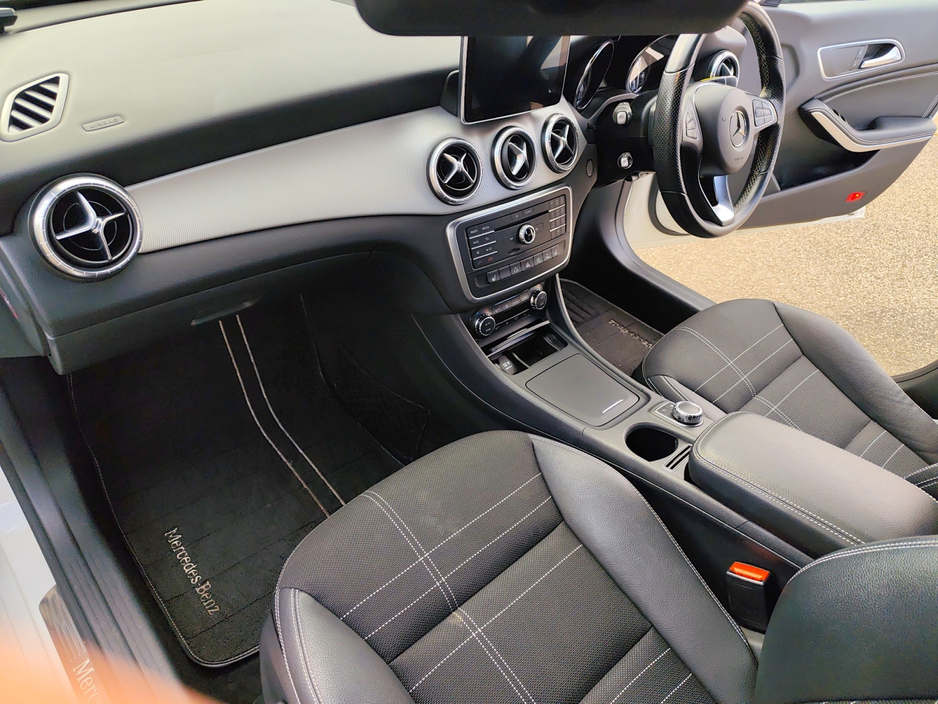 2015 Mercedes-Benz CLA Class - image 18