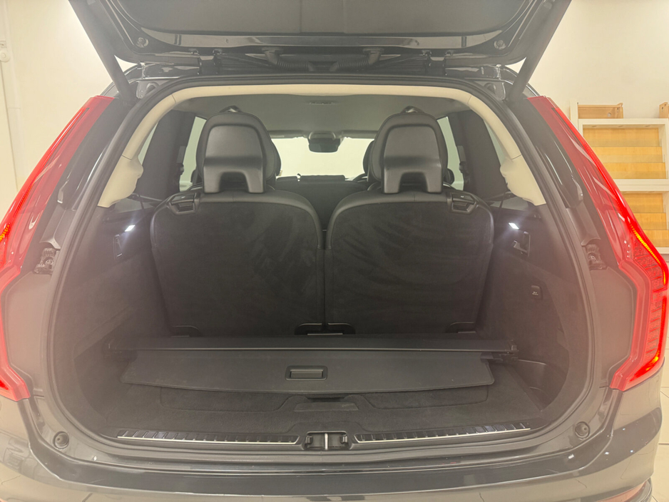 2020 Volvo XC90 B5 (235hp) AWD Momentum Auto