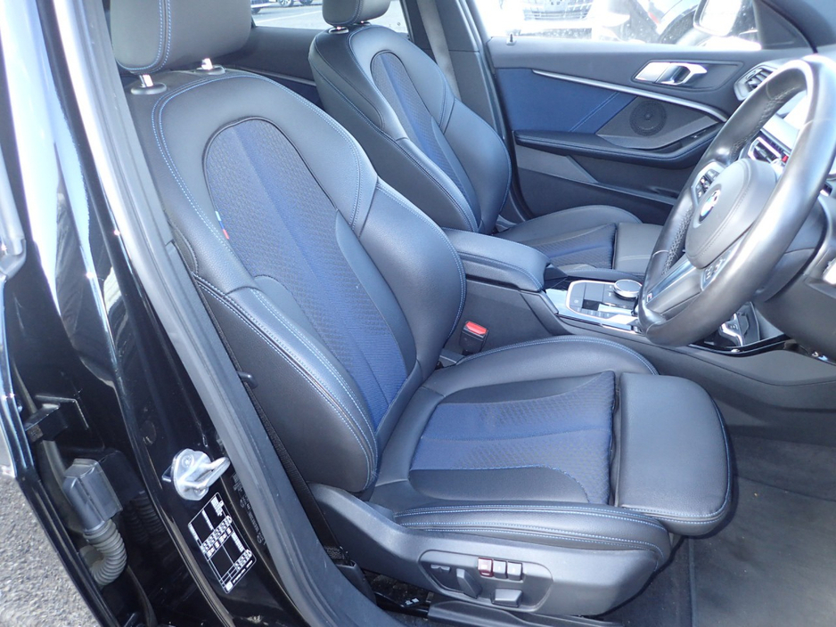 2020 BMW 1 Series - image 7