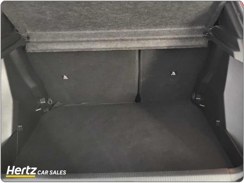 2023 Peugeot 2008 - image 18