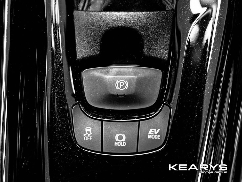 2019 Toyota C-HR - image 17