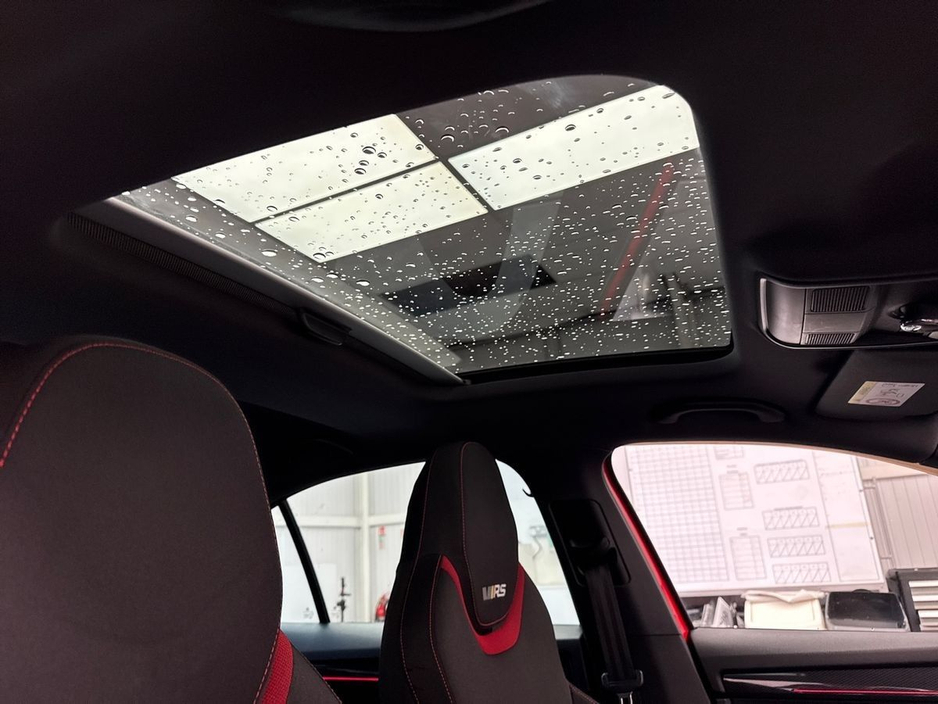 2018 Skoda Octavia - image 22