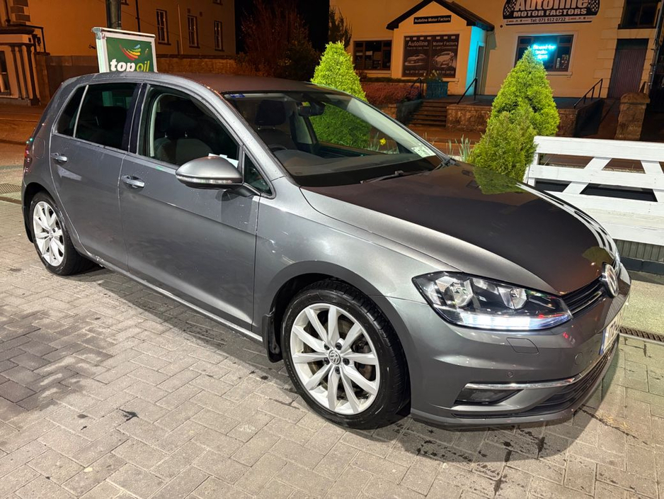 2017 Volkswagen Golf - image 6