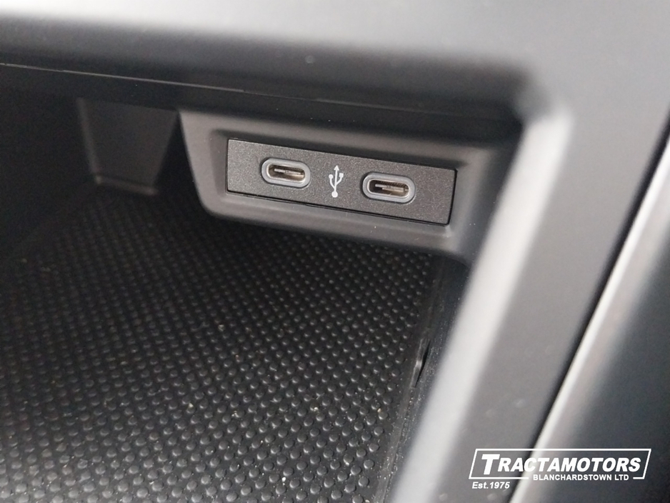 2024 Volkswagen Polo - image 32