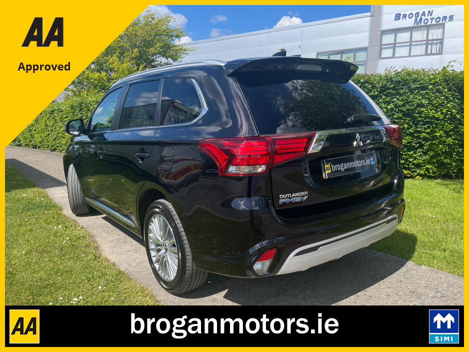 2021 Mitsubishi Outlander *********Deposit Taken***********2.4 Design Phev Cvt 4WD*Full Service History*One owner*Reverse Camera*Heated Seats*Privacy Glass*Simi &AA Aproved 2026