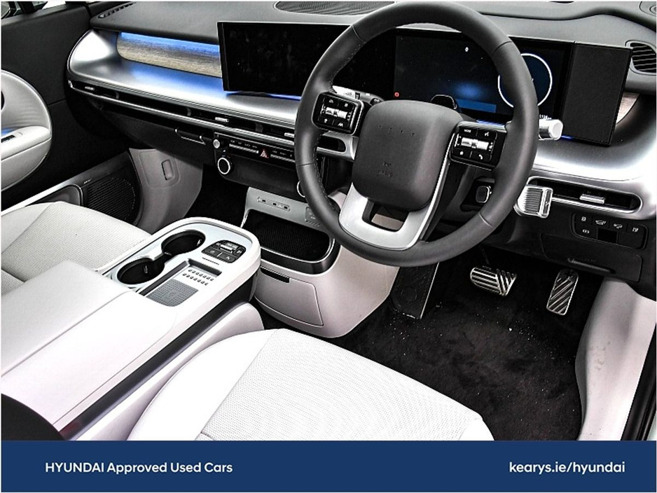 2026 Hyundai Ioniq 9 RWD standard (Long Range) Platinum