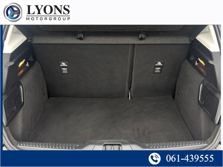 2019 Ford Focus - image 5