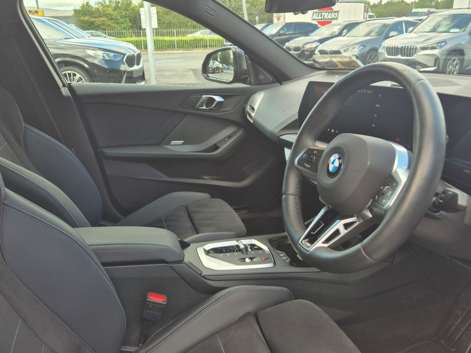 2025 BMW 2 Series - image 6