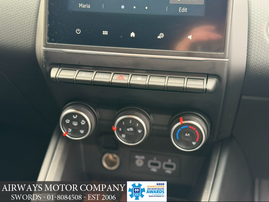 2021 Renault Clio ICONIC 1.0T MANUAL - LOW KMS €14,995