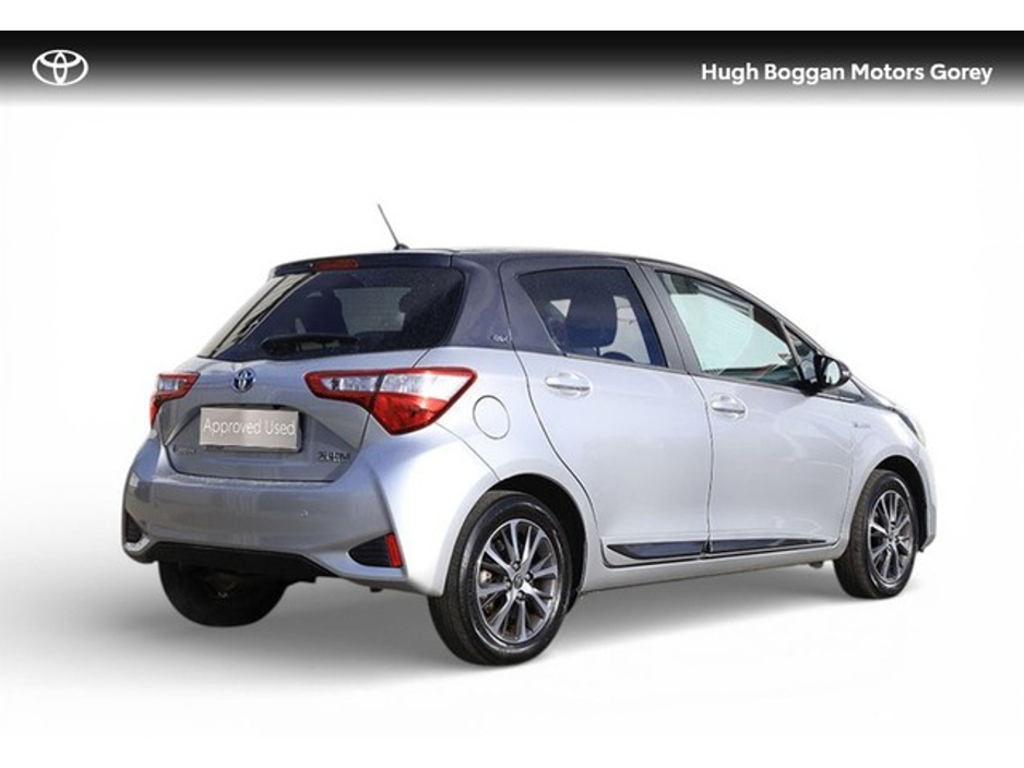 2020 Toyota Yaris - image 2