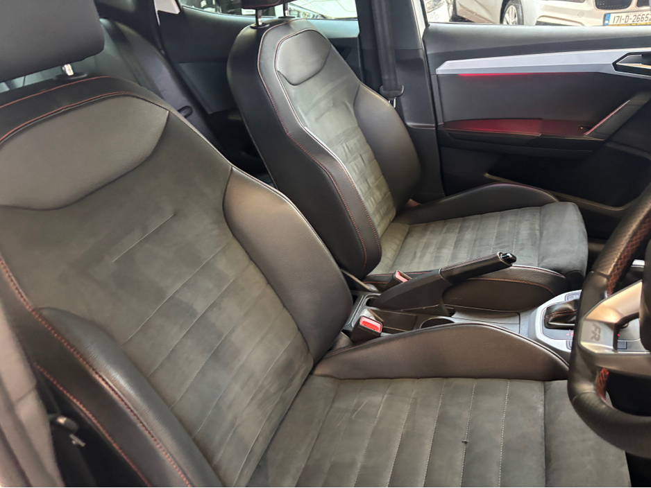 2023 SEAT Arona - image 10