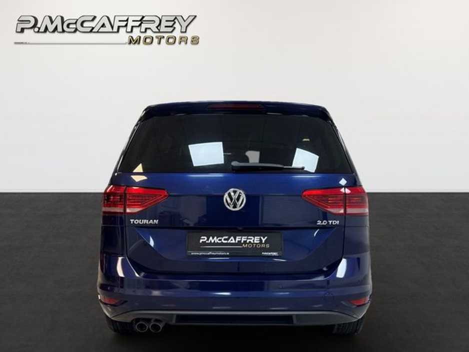 2021 Volkswagen Touran - image 6