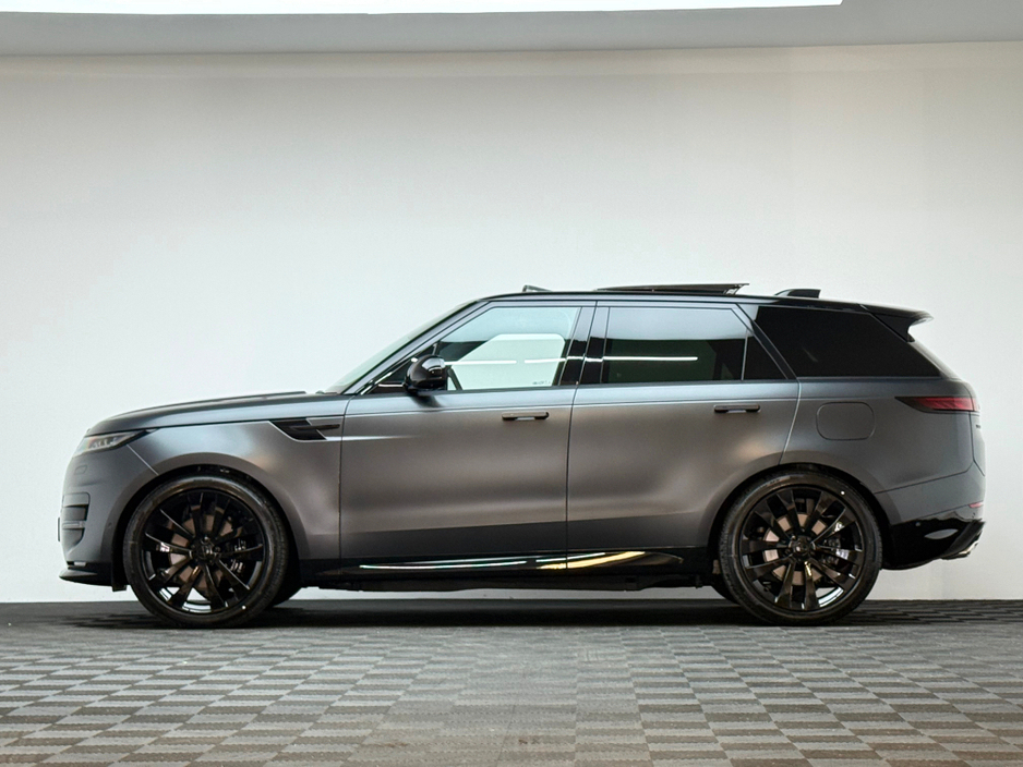 2026 Land Rover Range Rover Sport - image 4