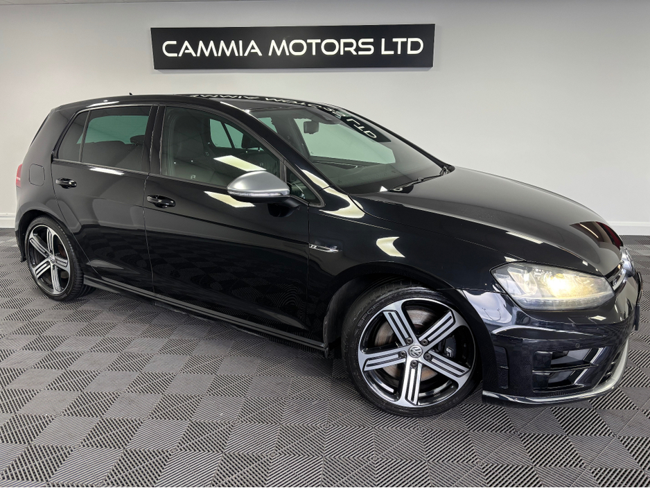2014 Volkswagen Golf *VOLKSWAGEN GOLF R* *DSG* *KEYLESS ENTRY* *DCC* *PARKING SENSORS* *REVERSE CAMERA* *HEATED LEATHER ELECTRIC SEATS* *WIDE SCREEN *TRADE INS WELCOME* *2.0 R 4MOTION 300PS 5DR* €22,950