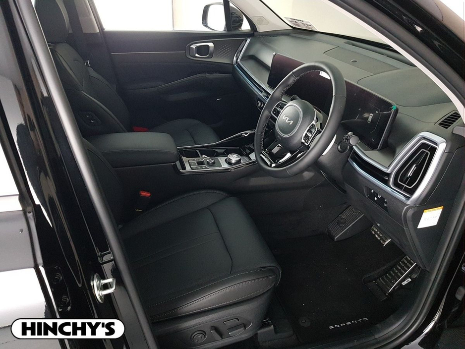2026 Kia Sorento - image 6