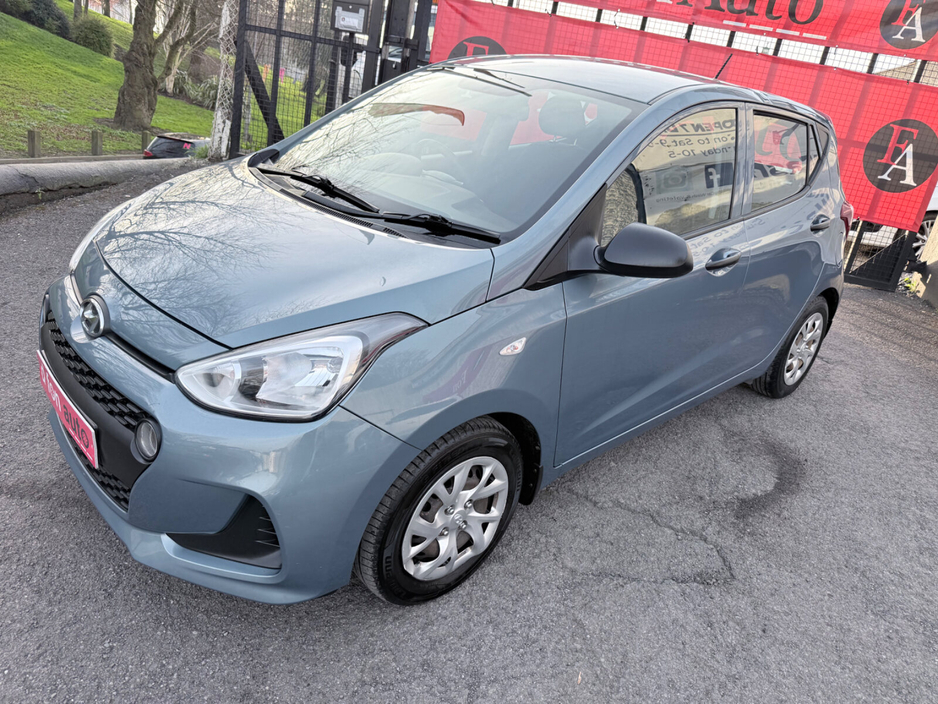 2017 Hyundai i10 - image 5
