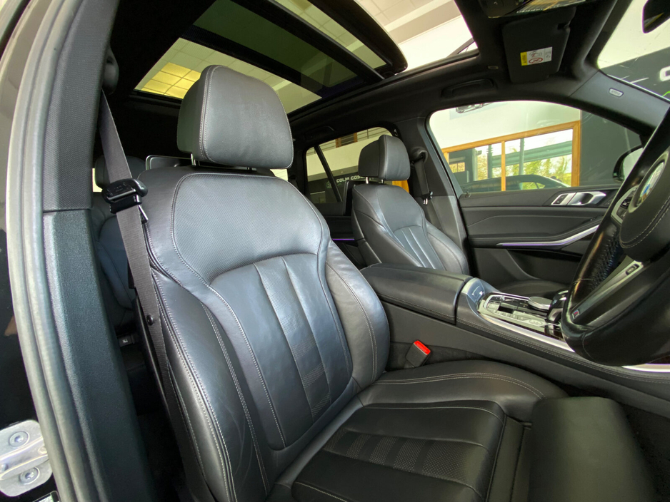 2021 BMW X5 xDrive45e M Sport €64,950