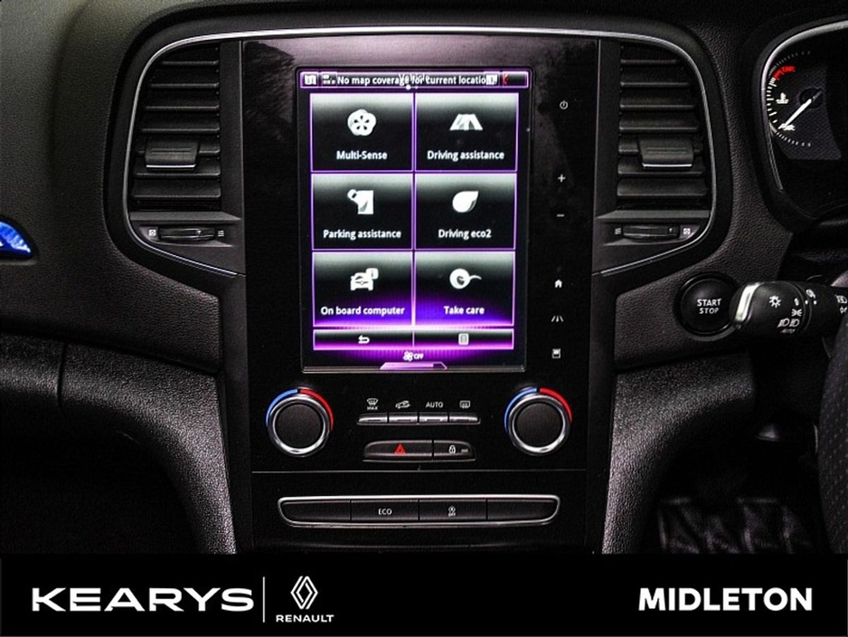 2020 Renault Megane - image 26