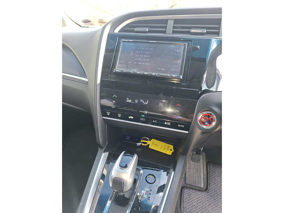 2020 Honda Shuttle - image 13