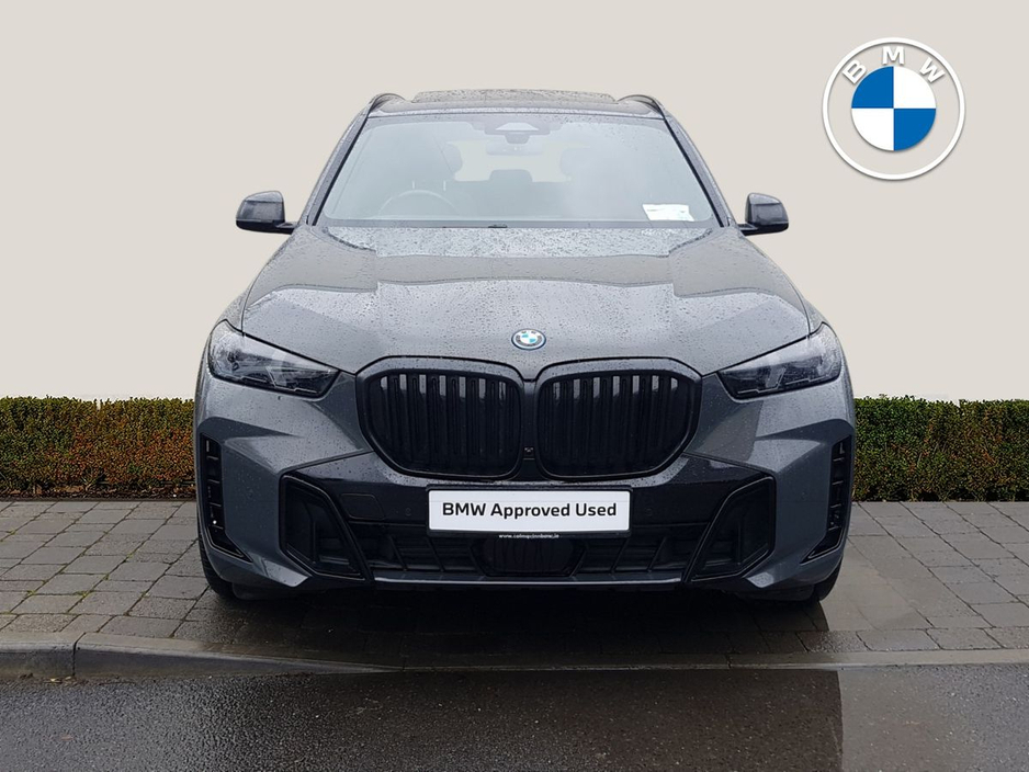 2023 BMW X5 xDrive50e M Sport €79,995