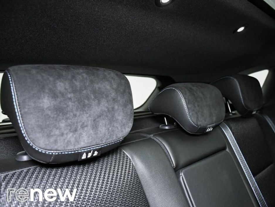 2025 Renault Austral - image 18