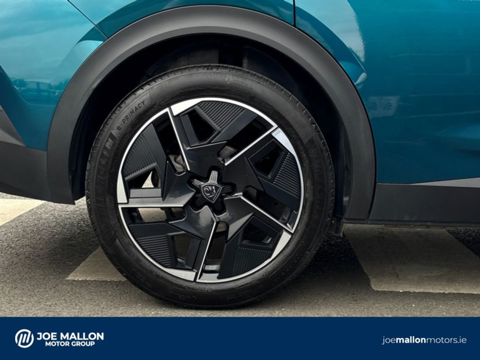 2024 Peugeot 408 - image 17