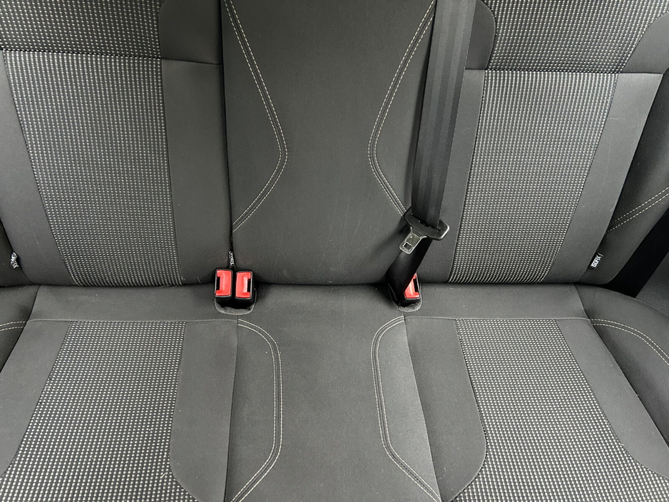 2017 Ford Fiesta - image 14