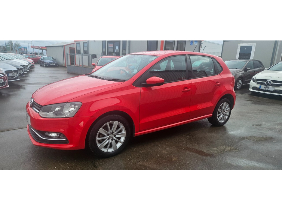 2015 Volkswagen Polo - image 17