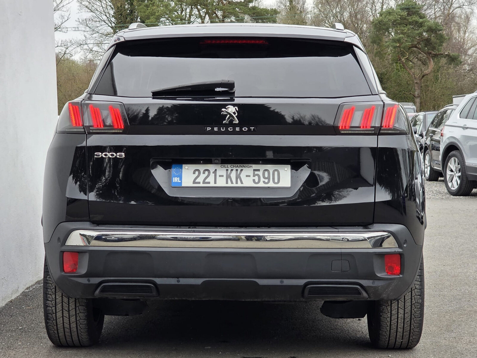 2022 Peugeot 3008 - image 4