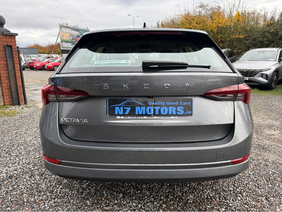 2024 Skoda Octavia - image 5