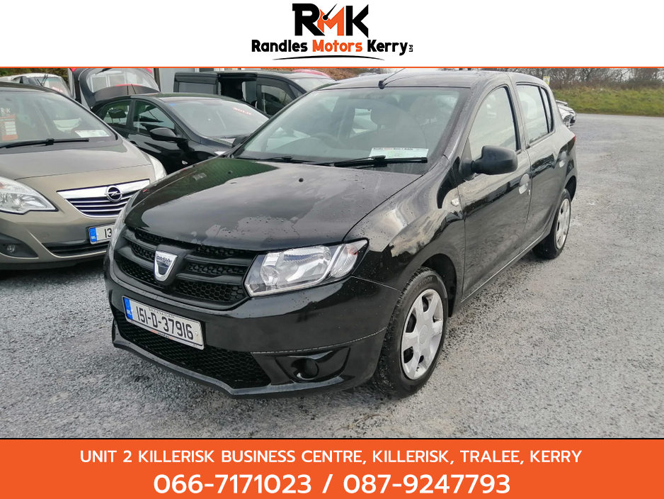 2015 Dacia Sandero - image 2